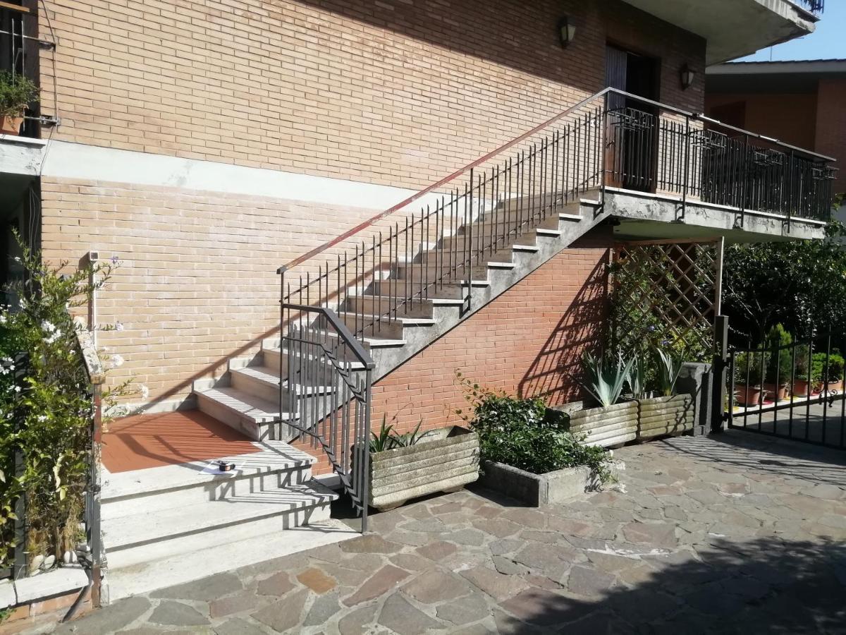 B&B - Homesweetrome Rome Bagian luar foto