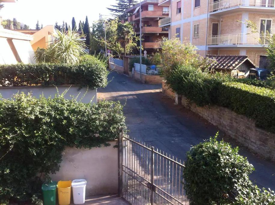 B&B - Homesweetrome Rome Bagian luar foto